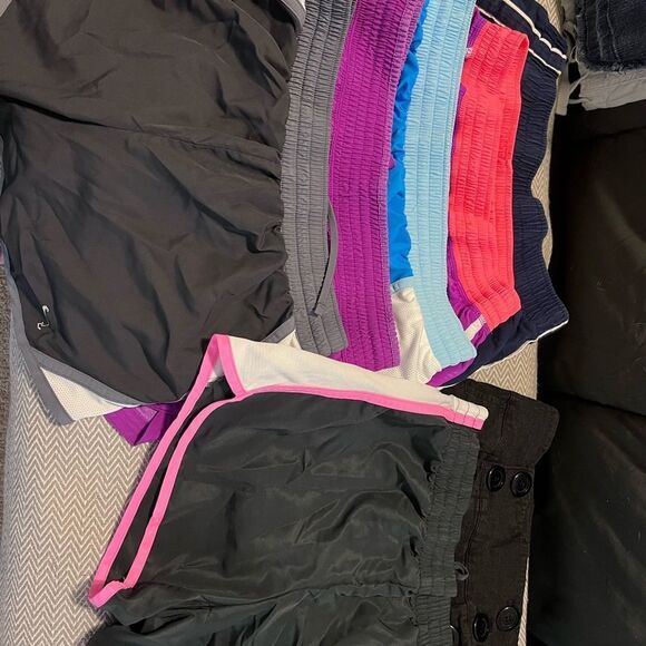 7 pairs of shorts, sz med, EUC. Champion, Danskin now and forever - Picture 1 of 8